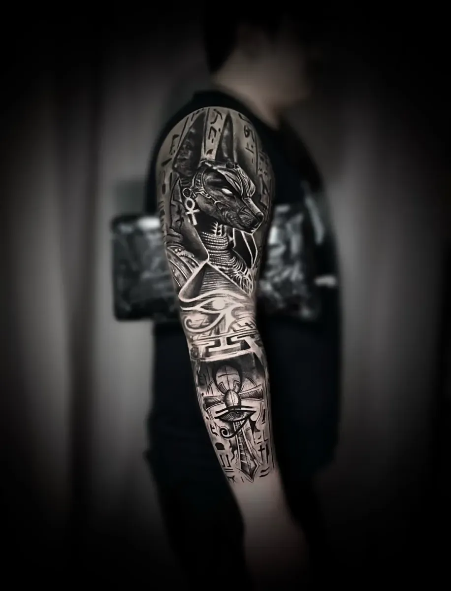 ์๋๋น์ค ํผ๋ผ๋ฏธ๋ ํ๋ผ์ค - 1