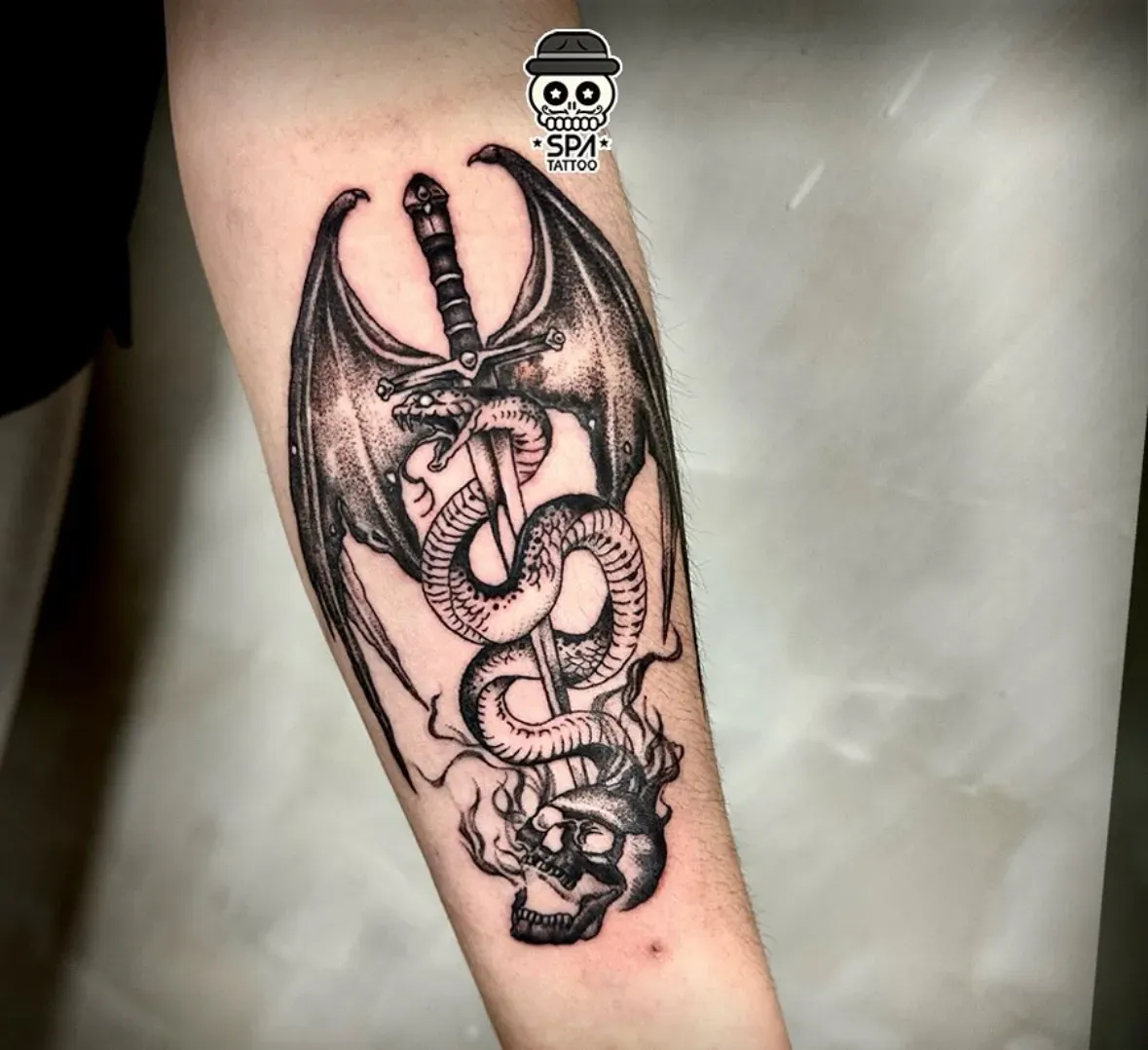 ์๋ํ ๋ฑ ์นผ ๋ ๊ฐ ํํฌ - 1