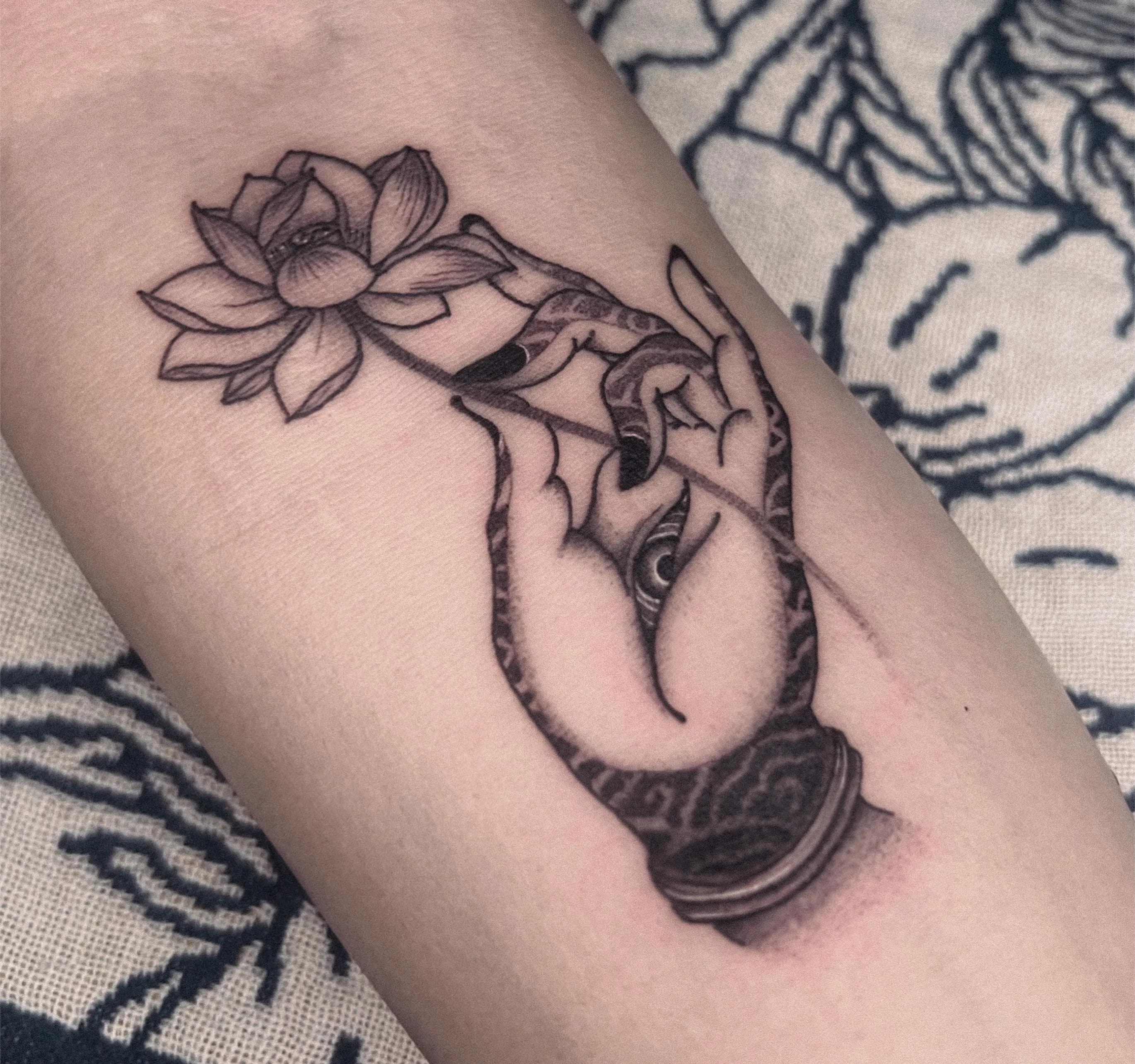 부처손 연꽃 타투 울산타투