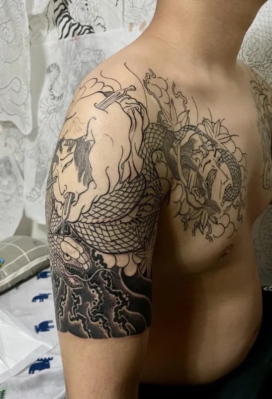 뱀 나마쿠비 가슴 반팔 라인 작업 - 1