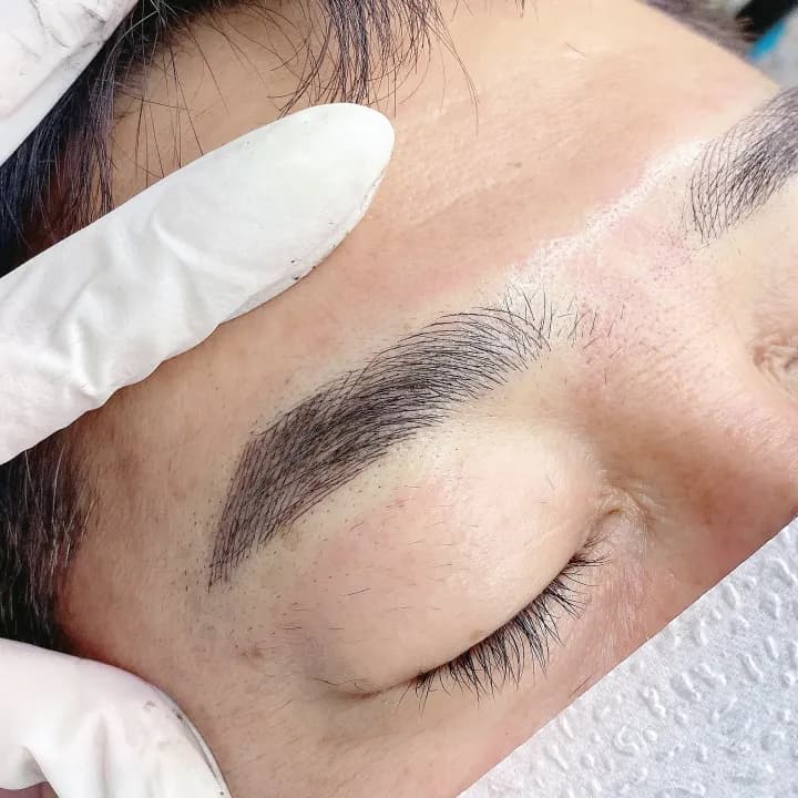 남자자연눈썹/엠보눈썹/눈썹문신