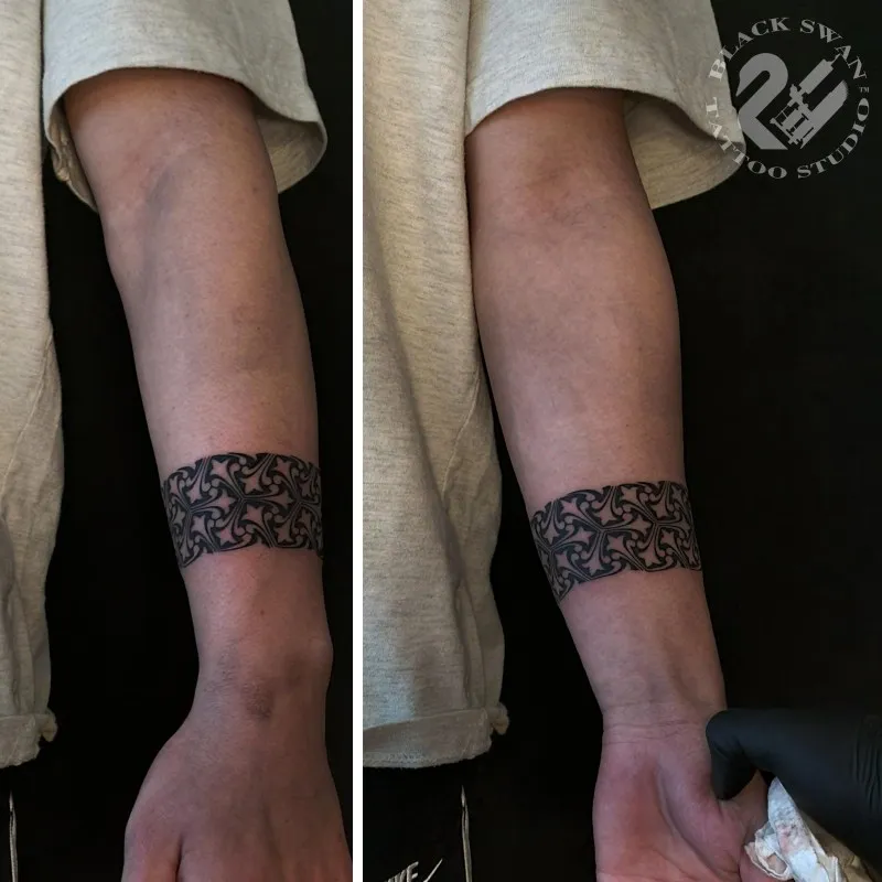 성남타투 / 모든장르가능 / 패턴타투 / 암밴드타투