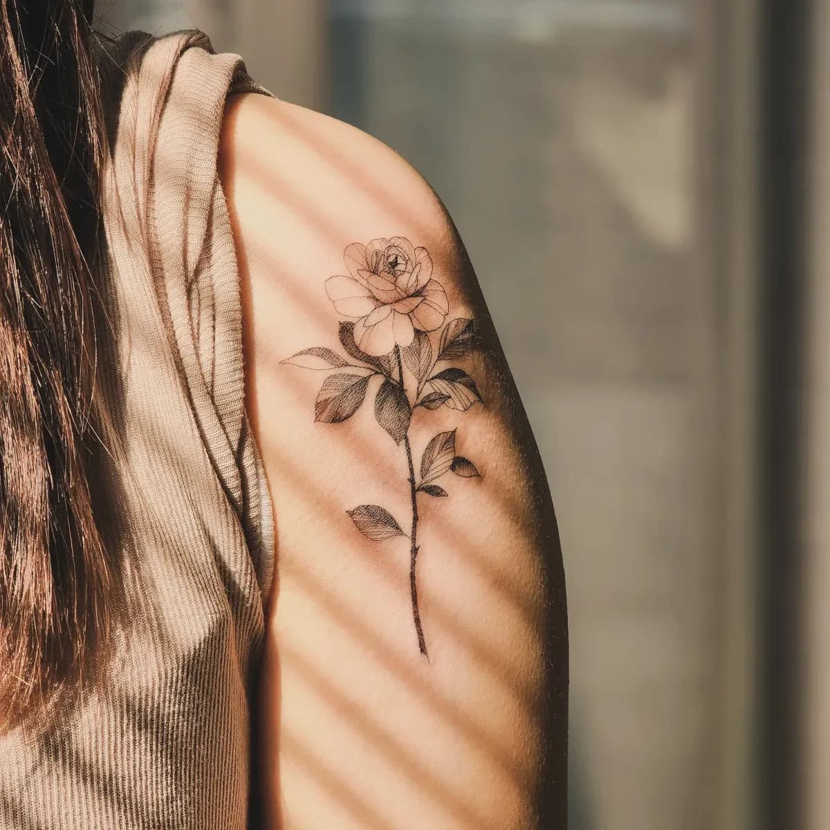 라인워크 장미꽃