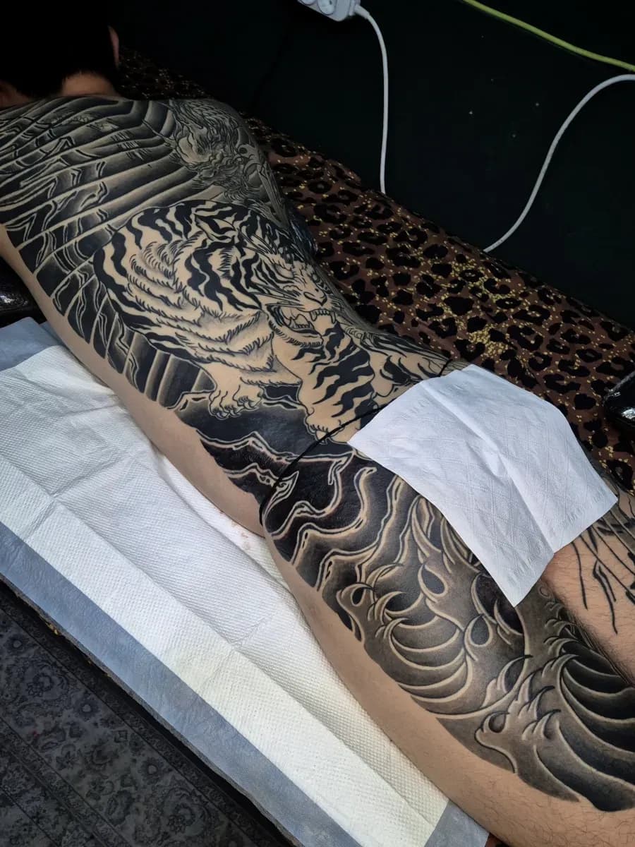 ๋ฑ๋ฒ
์ง ์ฉํธ์๋ฐ ์งํ์ค - 1