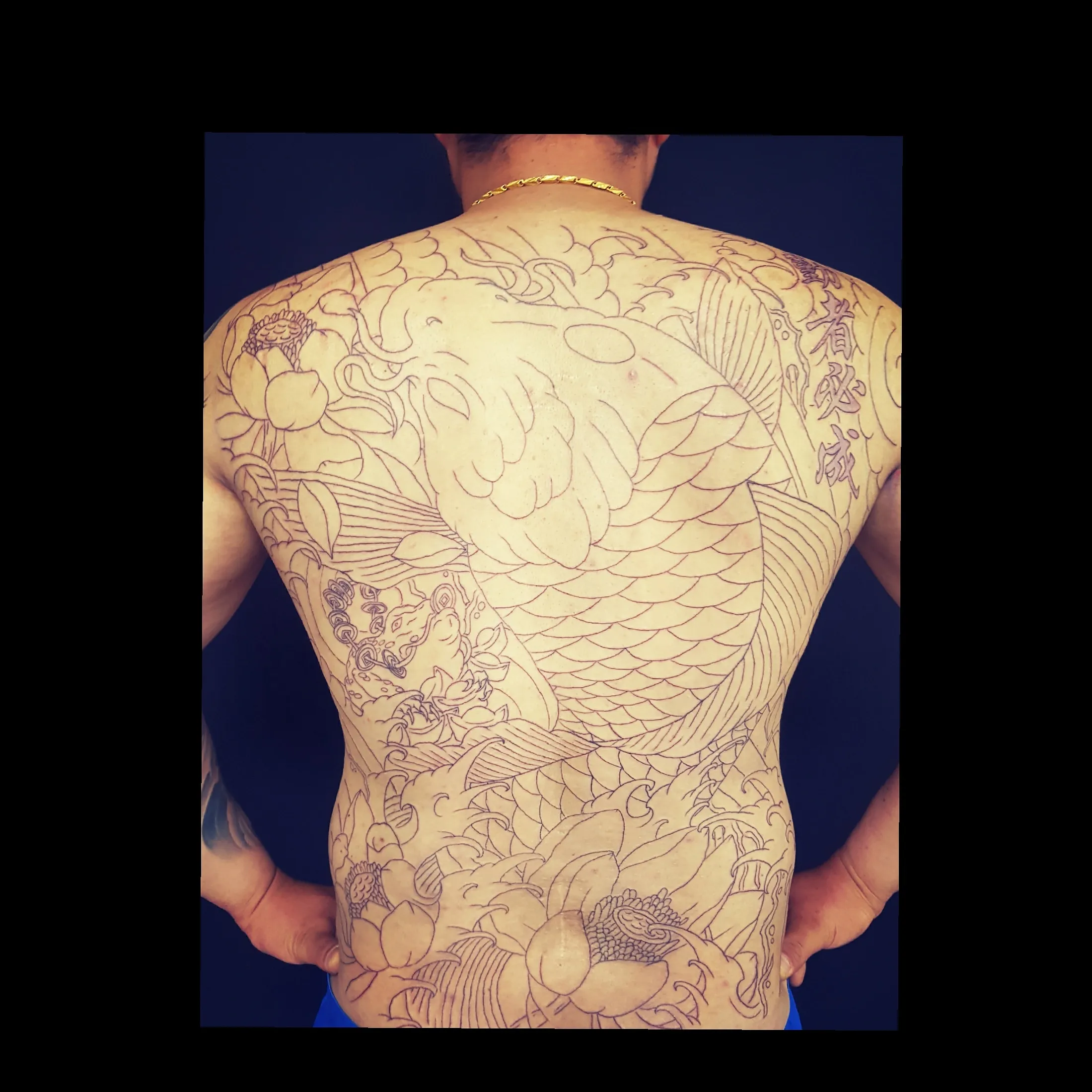 등판타투 라인작업