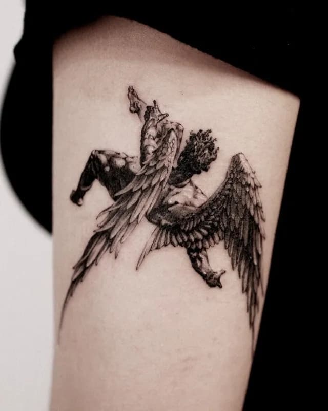 ์ด์นด๋ฃจ์ค