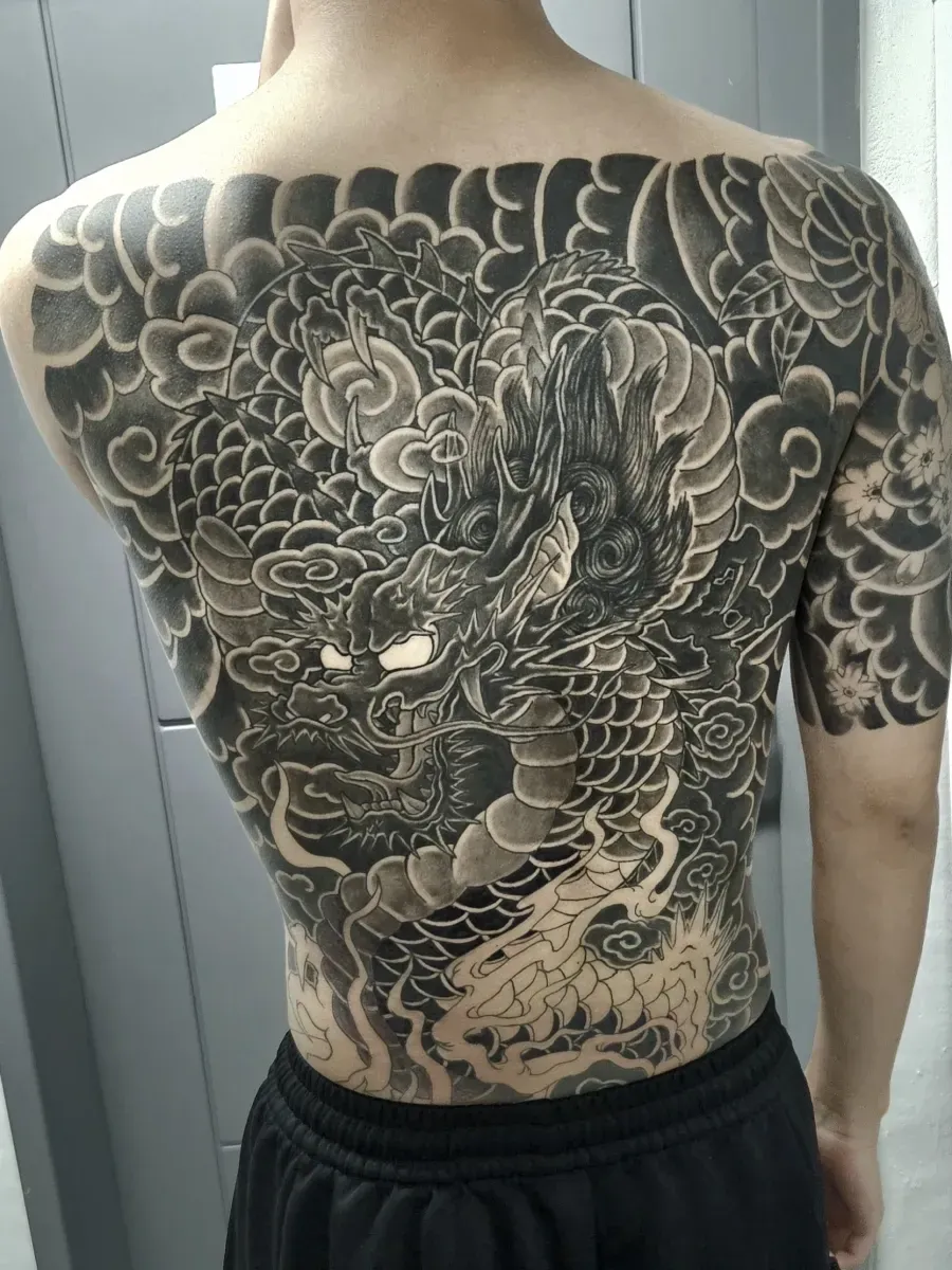 ์ด๋ ์ฆ๋ฏธ ์ฉ ๋ฑํ - 1