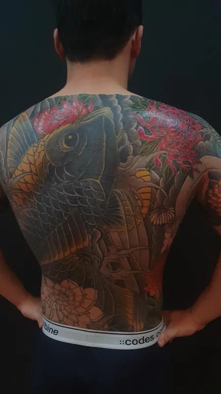 전신커버업 진행중입니다.목포타투