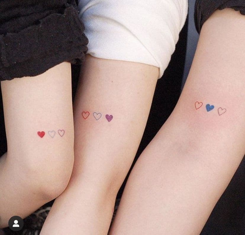 친구들과 우정하트타투