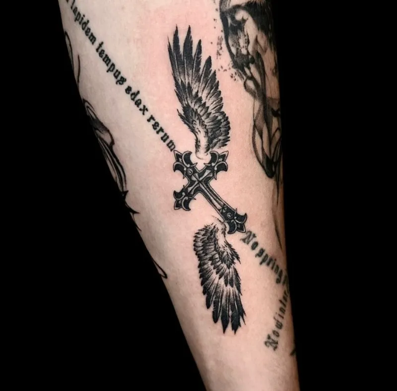 십자가&날개 - 1