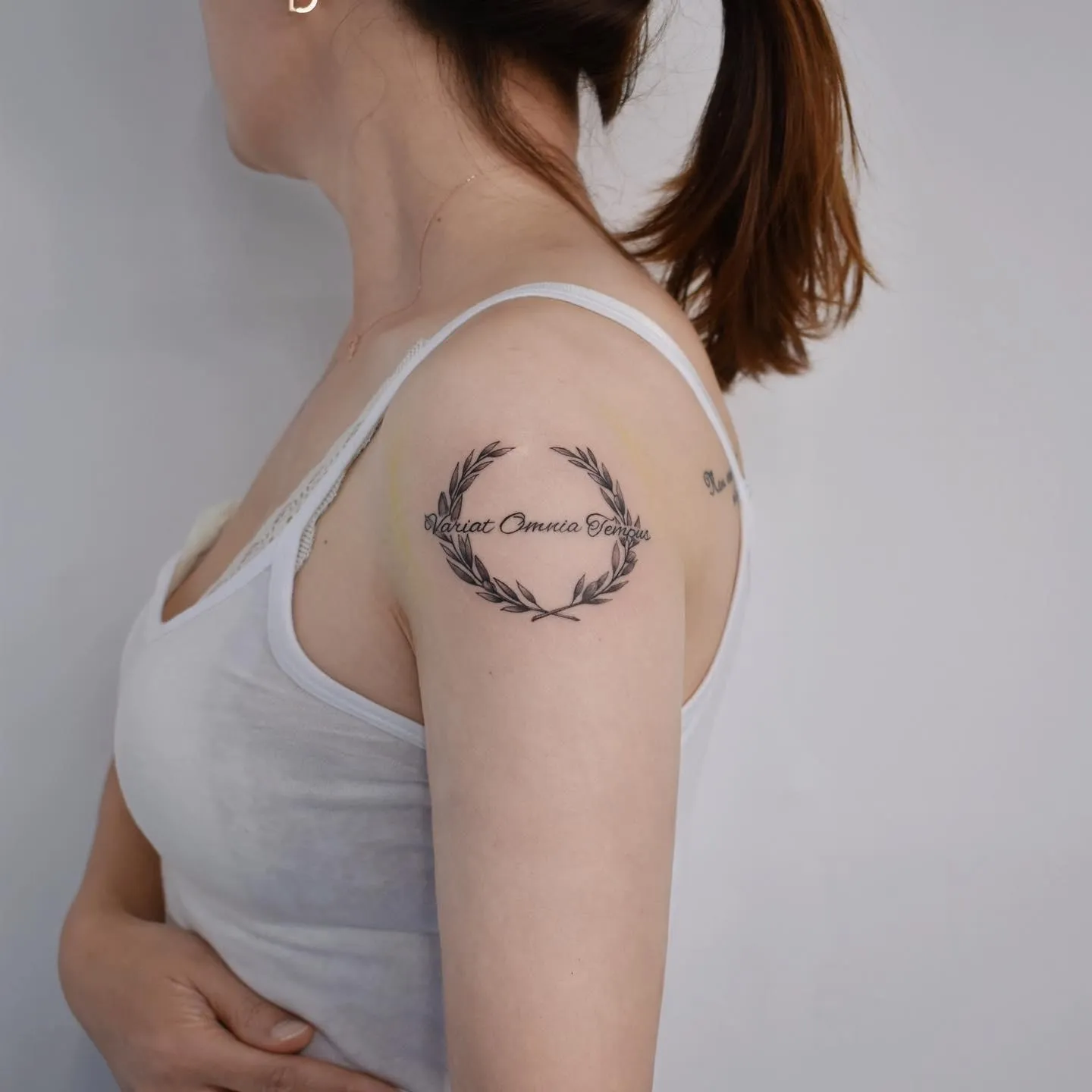 ์๊ณ์ ๊ทธ๋ฆฌ๊ณ ๋ผํด์ด