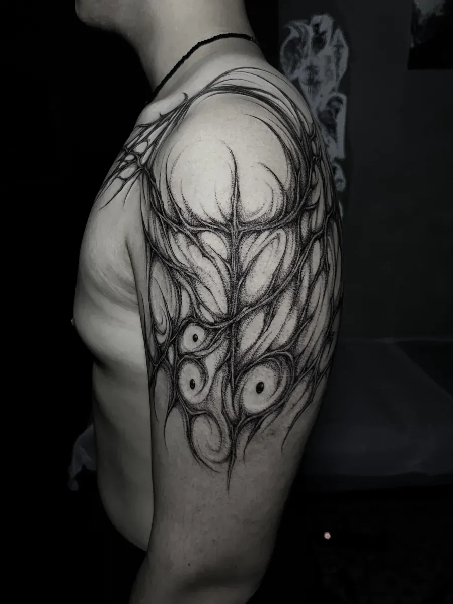 ์ถ์ ๋ค์คํธ๋ผ์ด๋ฒ (ํ๋ฆฌํธ๋)