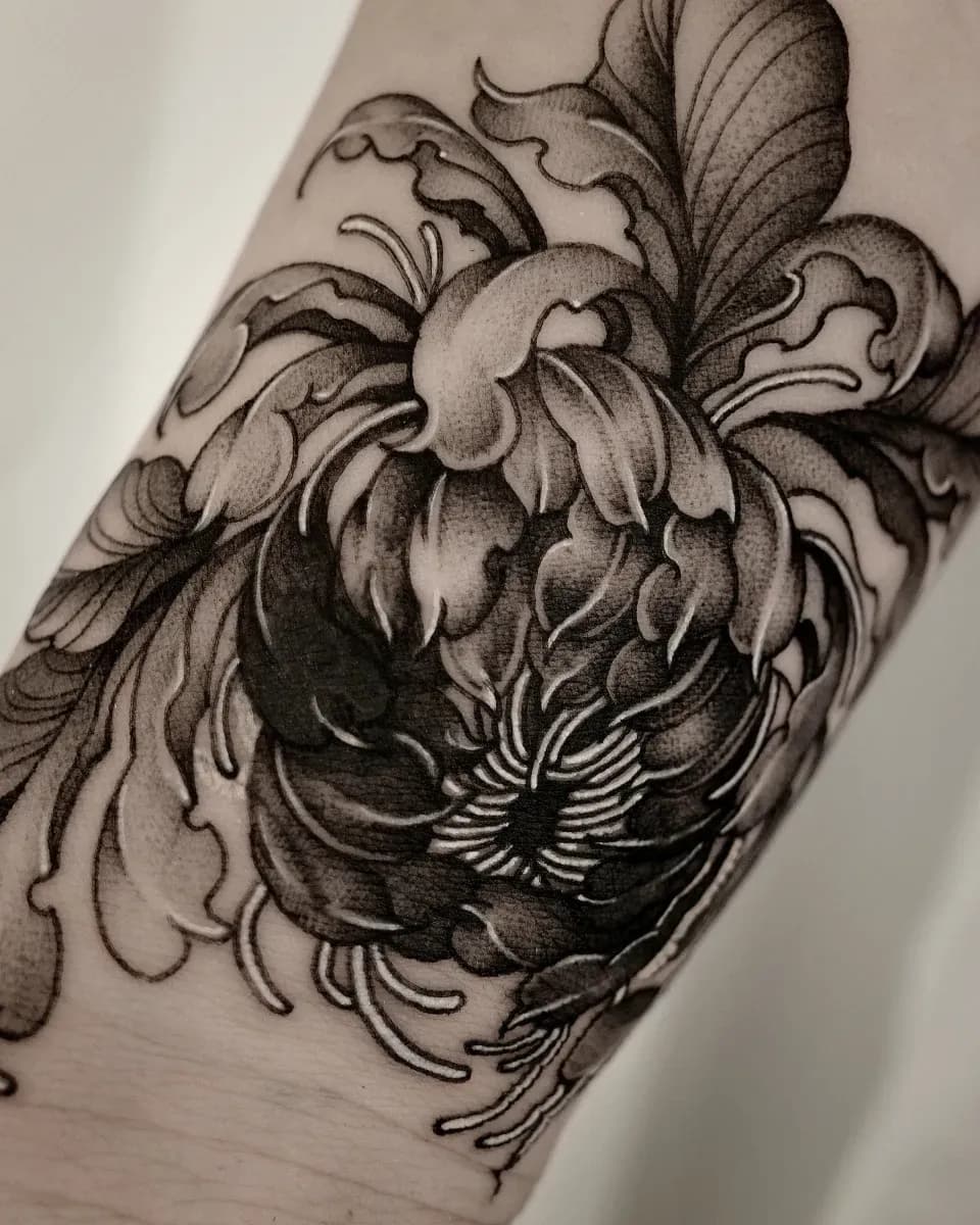 손목 국화 블랙워크 타투 - 1