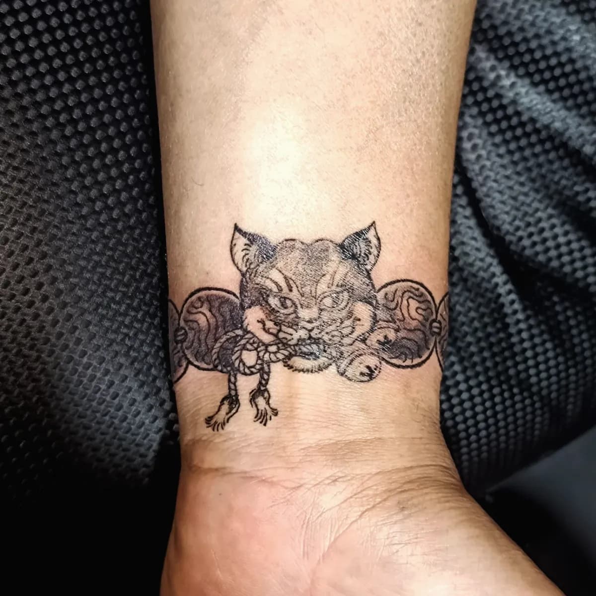 흉터 커버업 염주타투