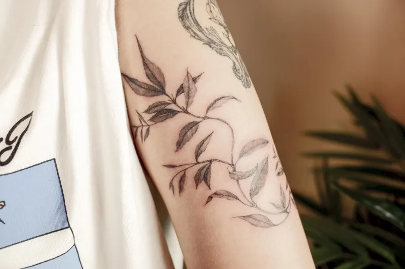 식물줄기 팔타투 tattooist_petal - 1